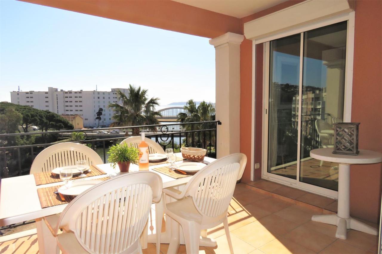 Port Marine Apartment แซ็งต์-แมกซีม ภายนอก รูปภาพ