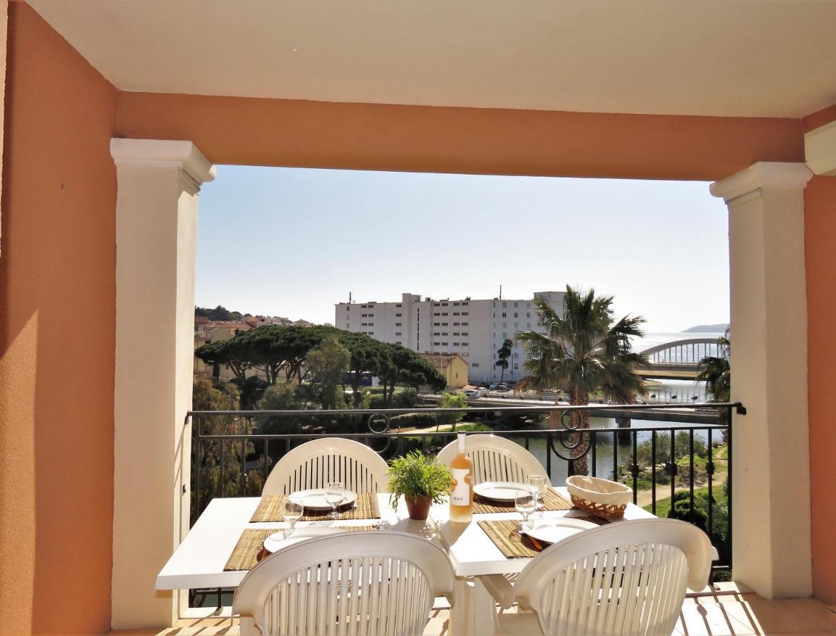 Port Marine Apartment แซ็งต์-แมกซีม ภายนอก รูปภาพ
